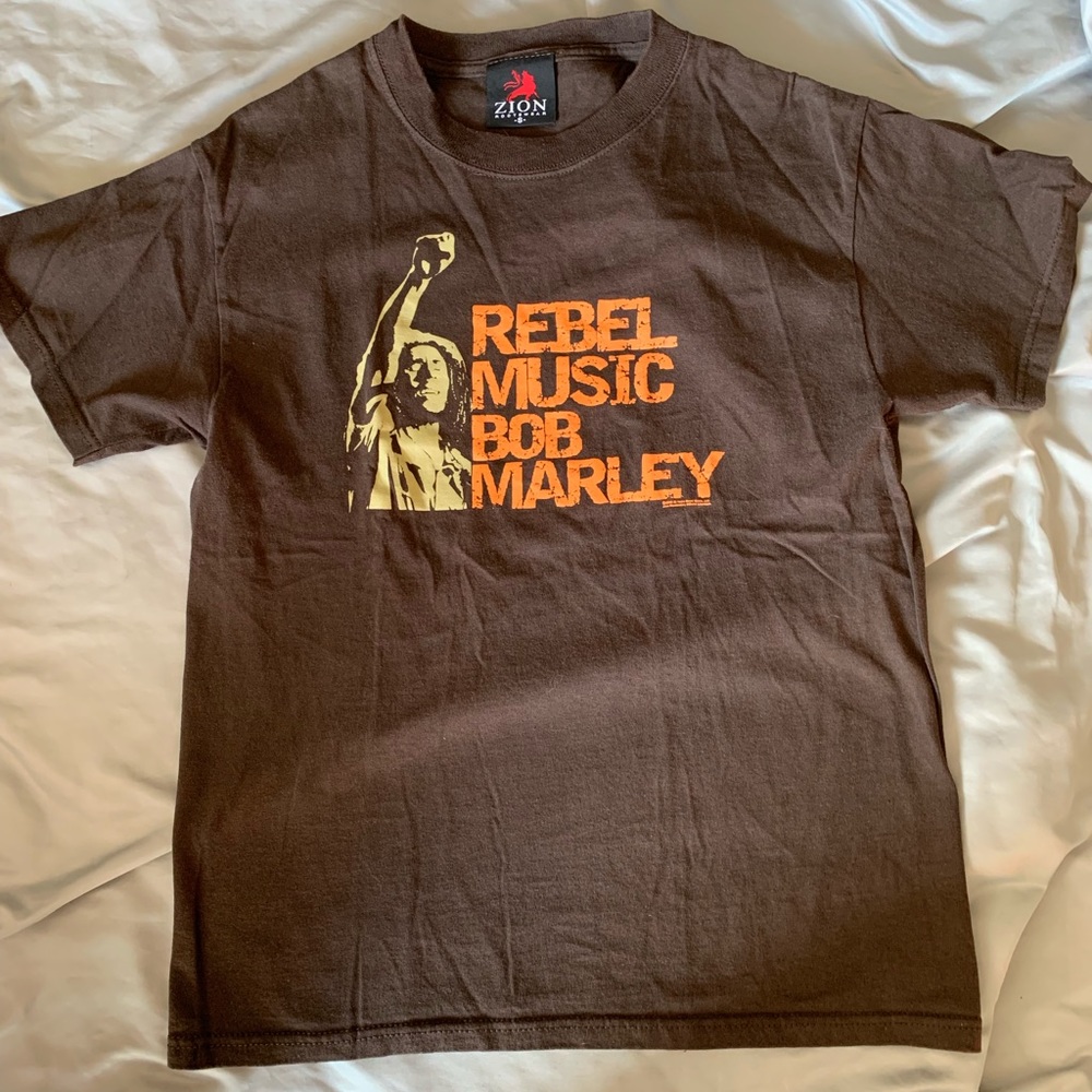 NWOT Bob Marley Rebel Music Zion Rootswear tee S